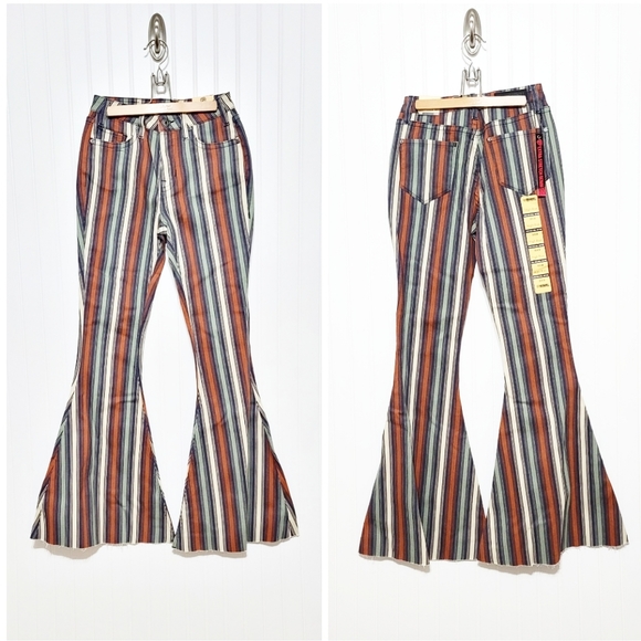 Rock & Roll Cowgirl Denim - 🥳Rock & Roll Cowgirl strip high rise bell bottoms